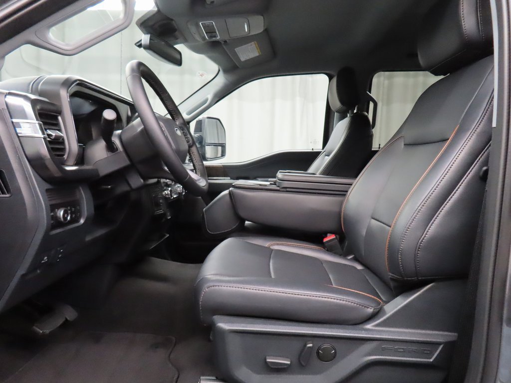 Used 2025 Ford F350 Lariat w/ Black Appearance Package image 11