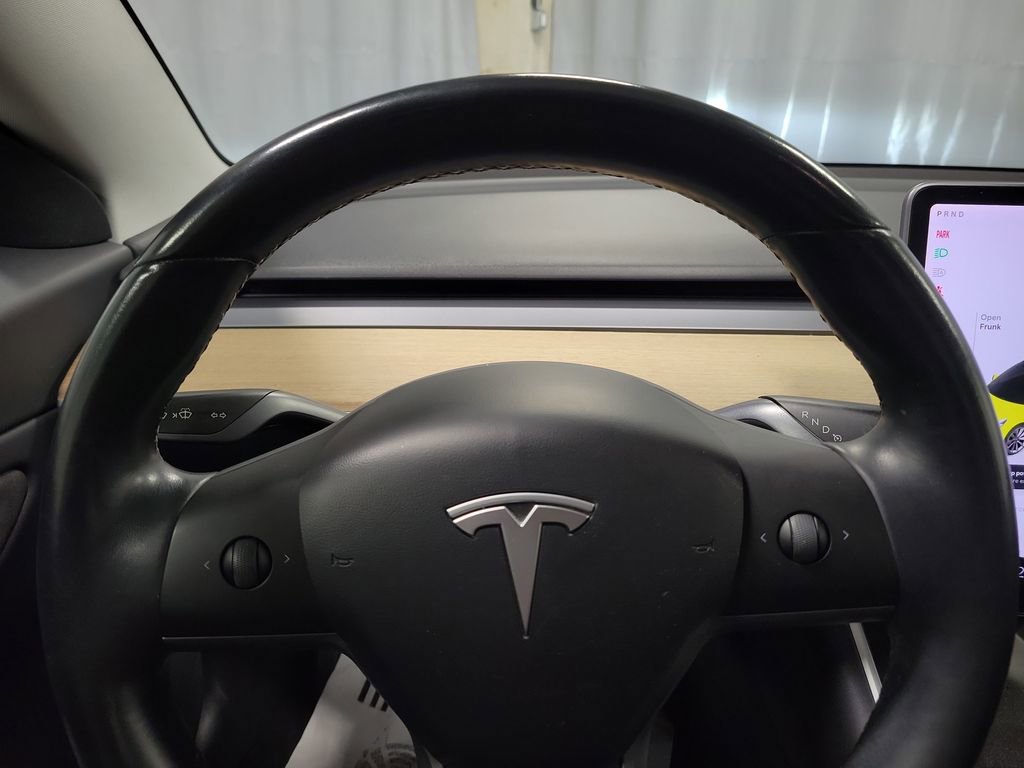 Used 2018 Tesla Model 3 Long Range image 16