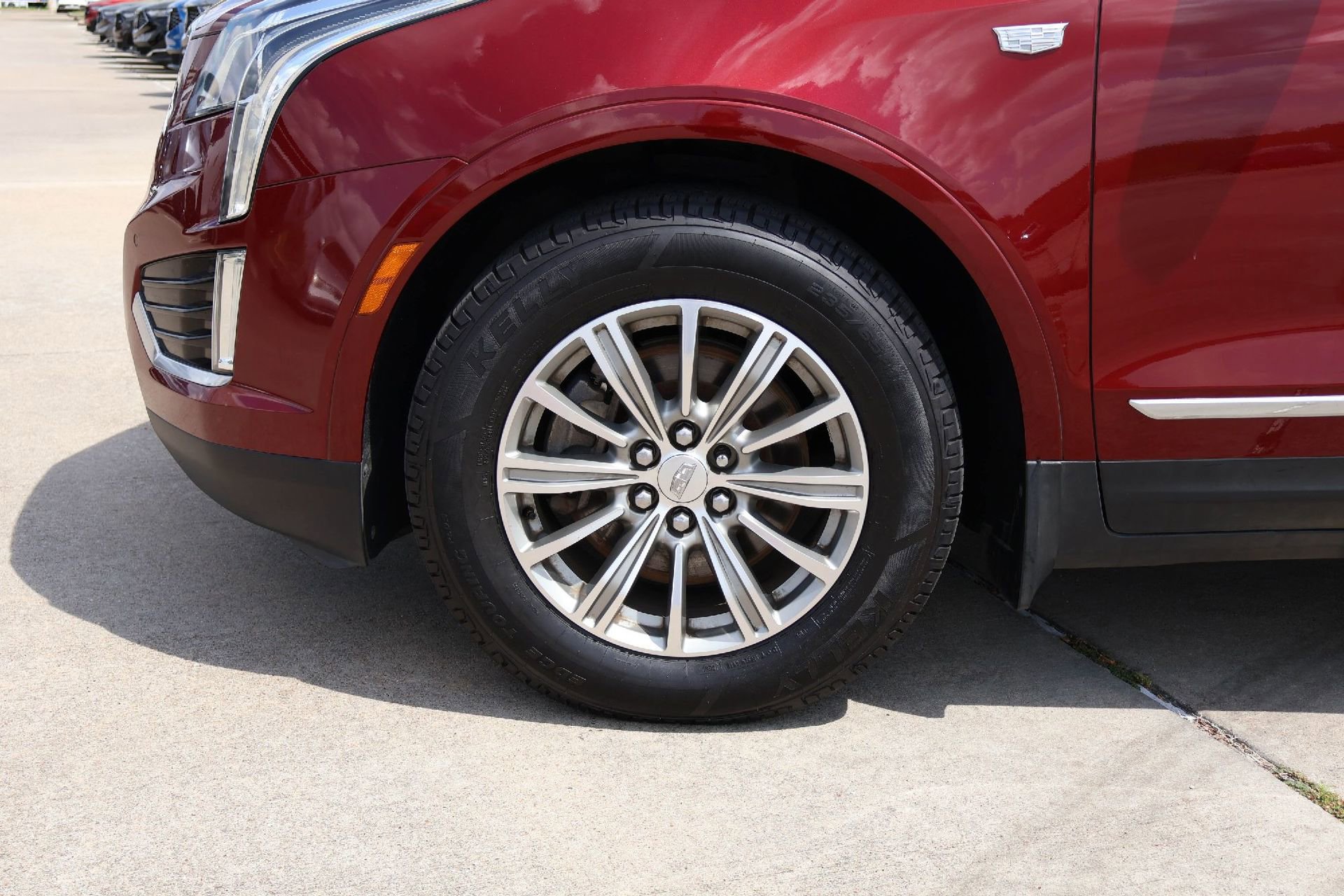 Used 2018 Cadillac XT5 Luxury w/ Driver Awareness Package image 8