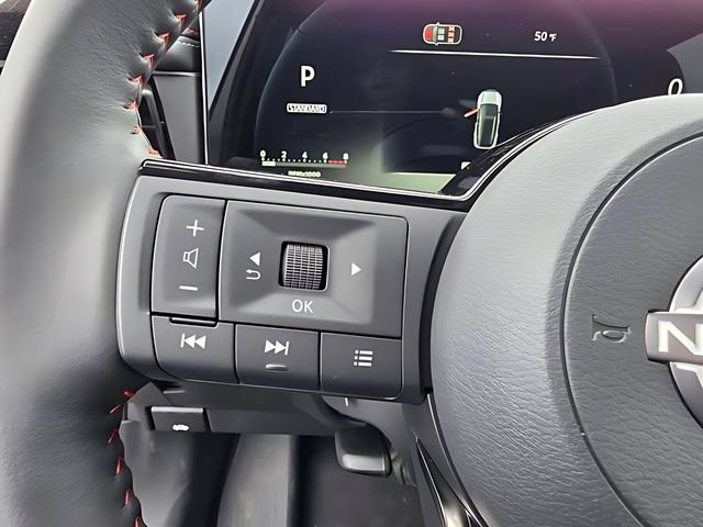 New 2026 Nissan Kicks SR w/ Cold Weather Package AWD/4WD image 14
