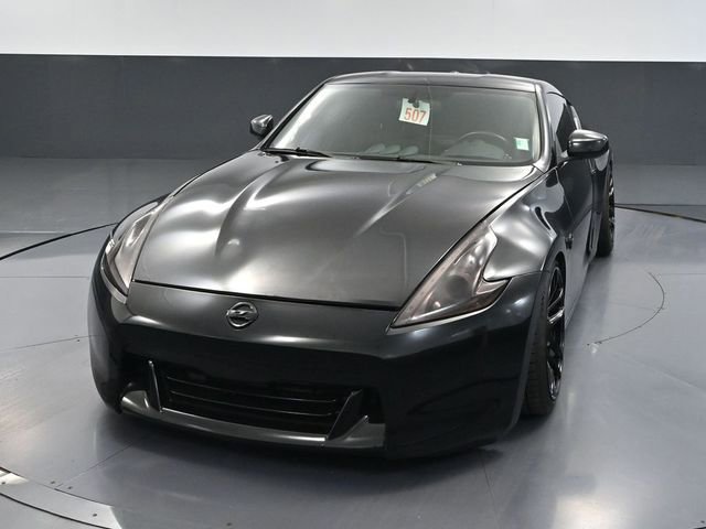 Used 2009 Nissan 370Z Touring RWD image 10