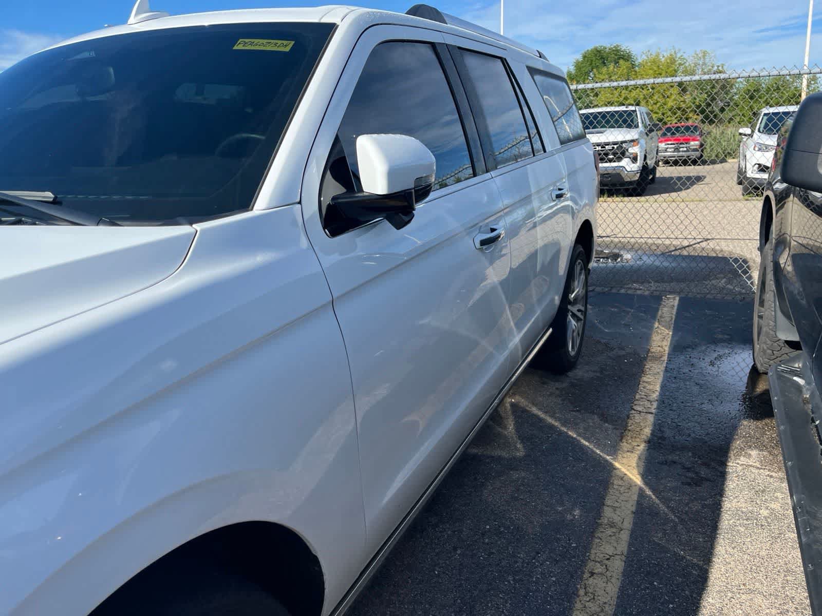 Used 2023 Ford Expedition Max Limited AWD/4WD image 7