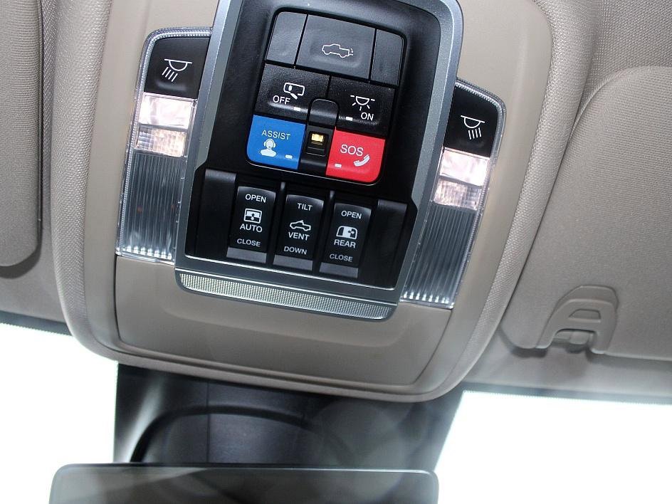 Used 2019 RAM 2500 Laramie image 22