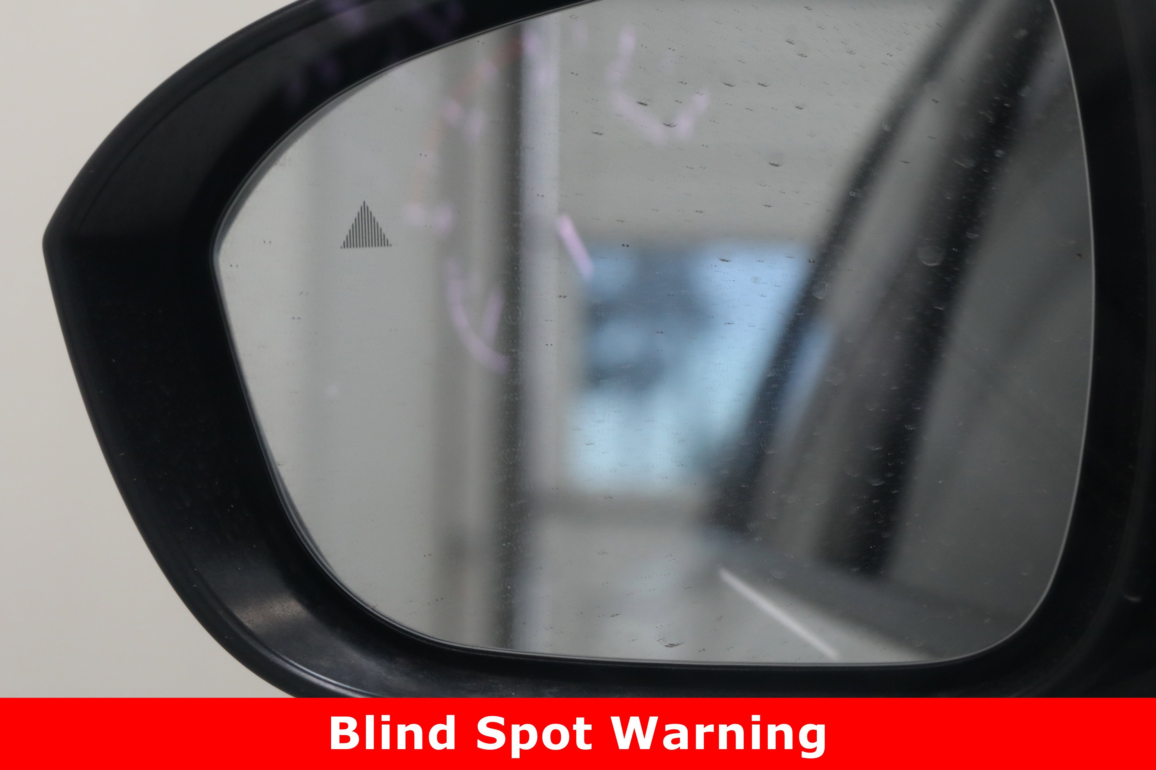 Used 2024 Nissan Rogue SV image 22