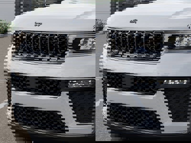 New 2026 Jeep Grand Cherokee Limited image 11
