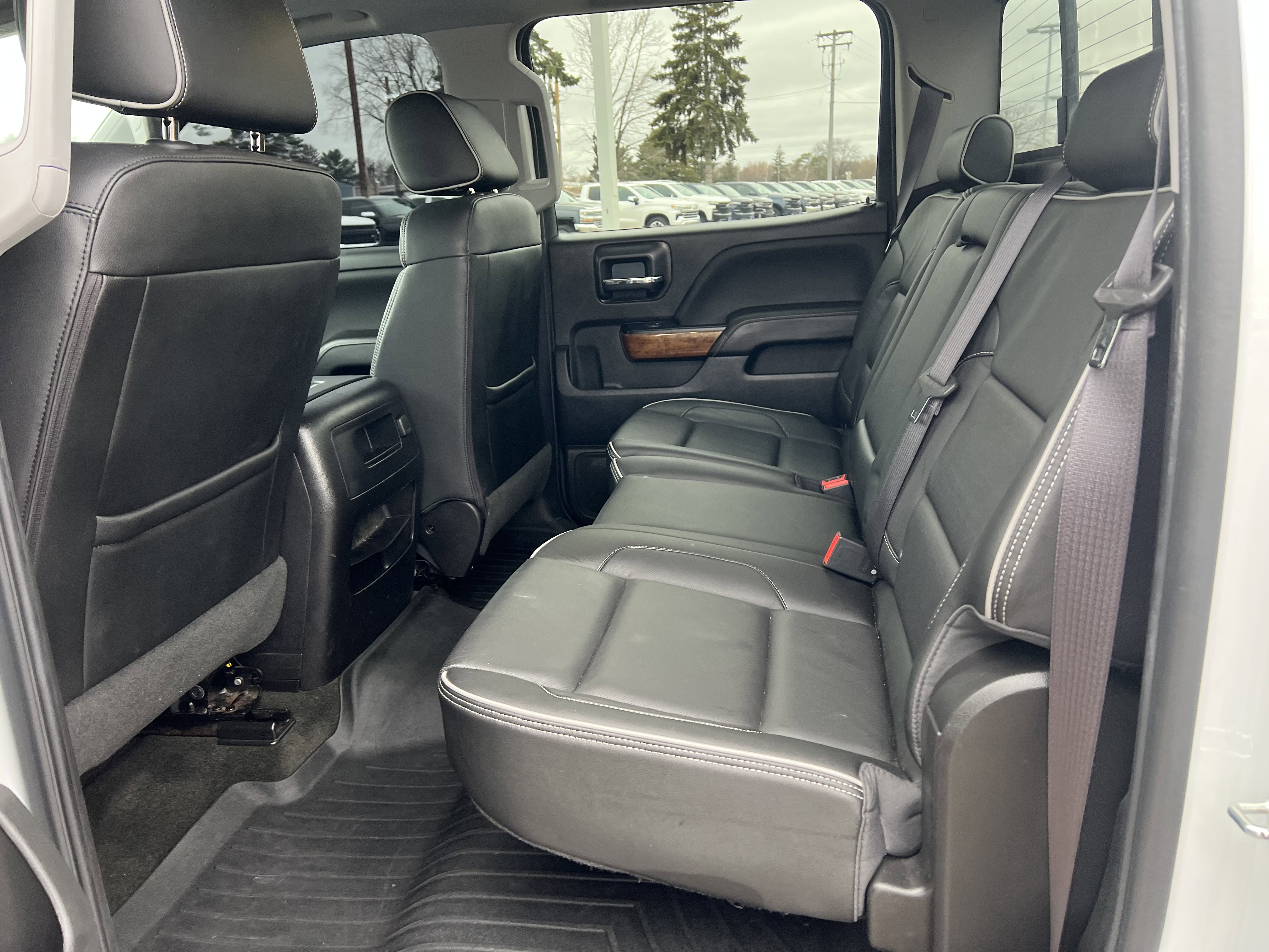 Used 2017 Chevrolet Silverado 1500 High Country image 12