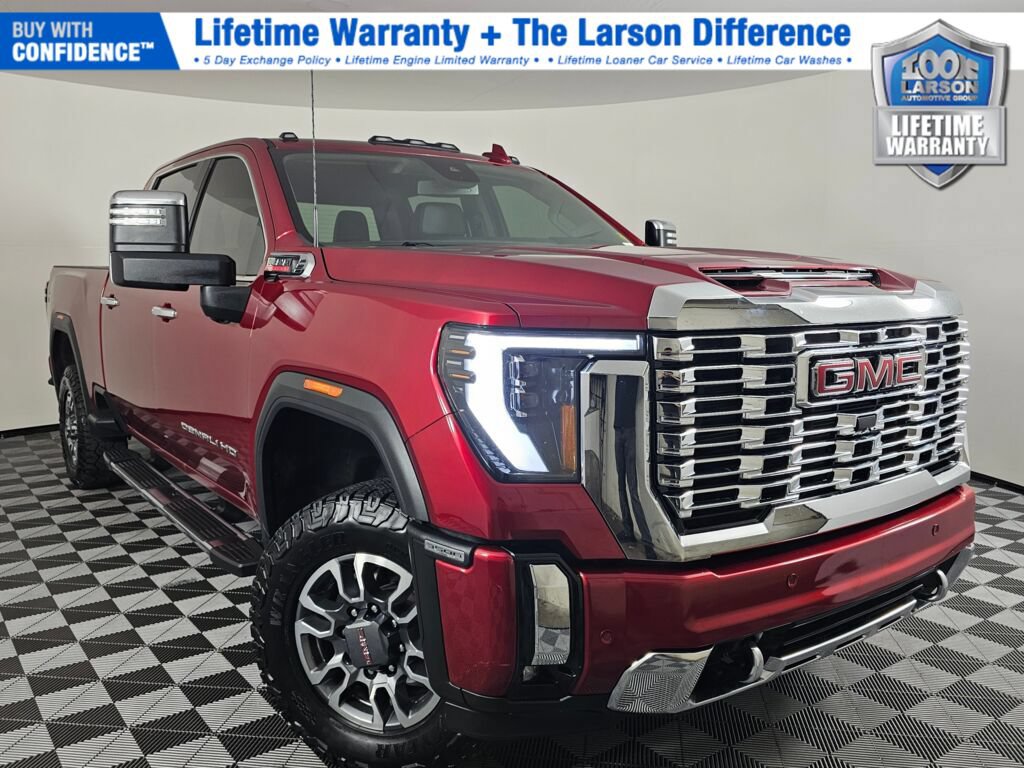 Used 2024 GMC Sierra 3500 Denali AWD/4WD image 1
