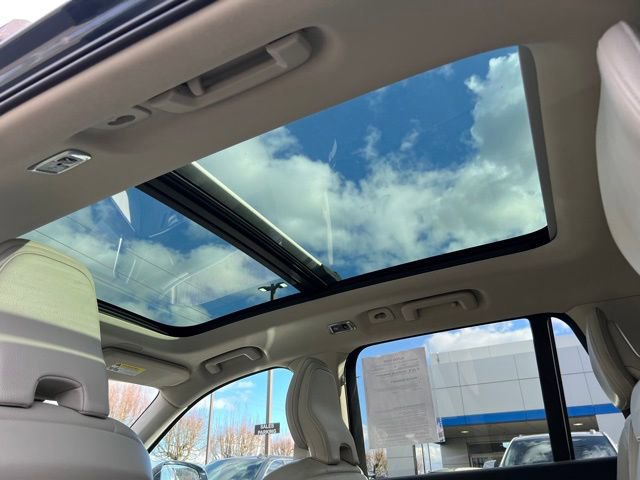 Used 2019 Volvo XC90 T6 Momentum w/ Advanced Package image 15