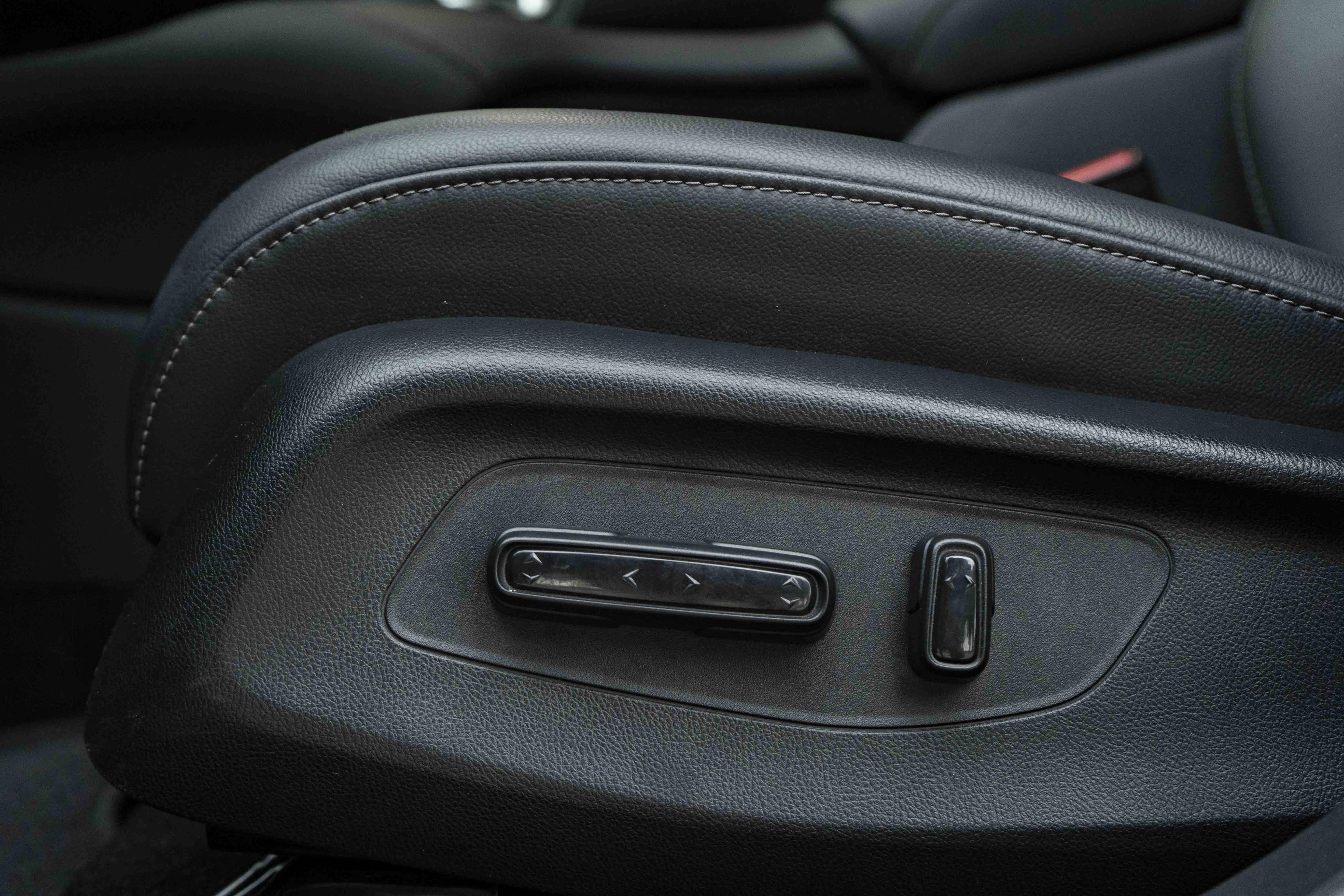 Used 2024 Honda HR-V EX-L image 42