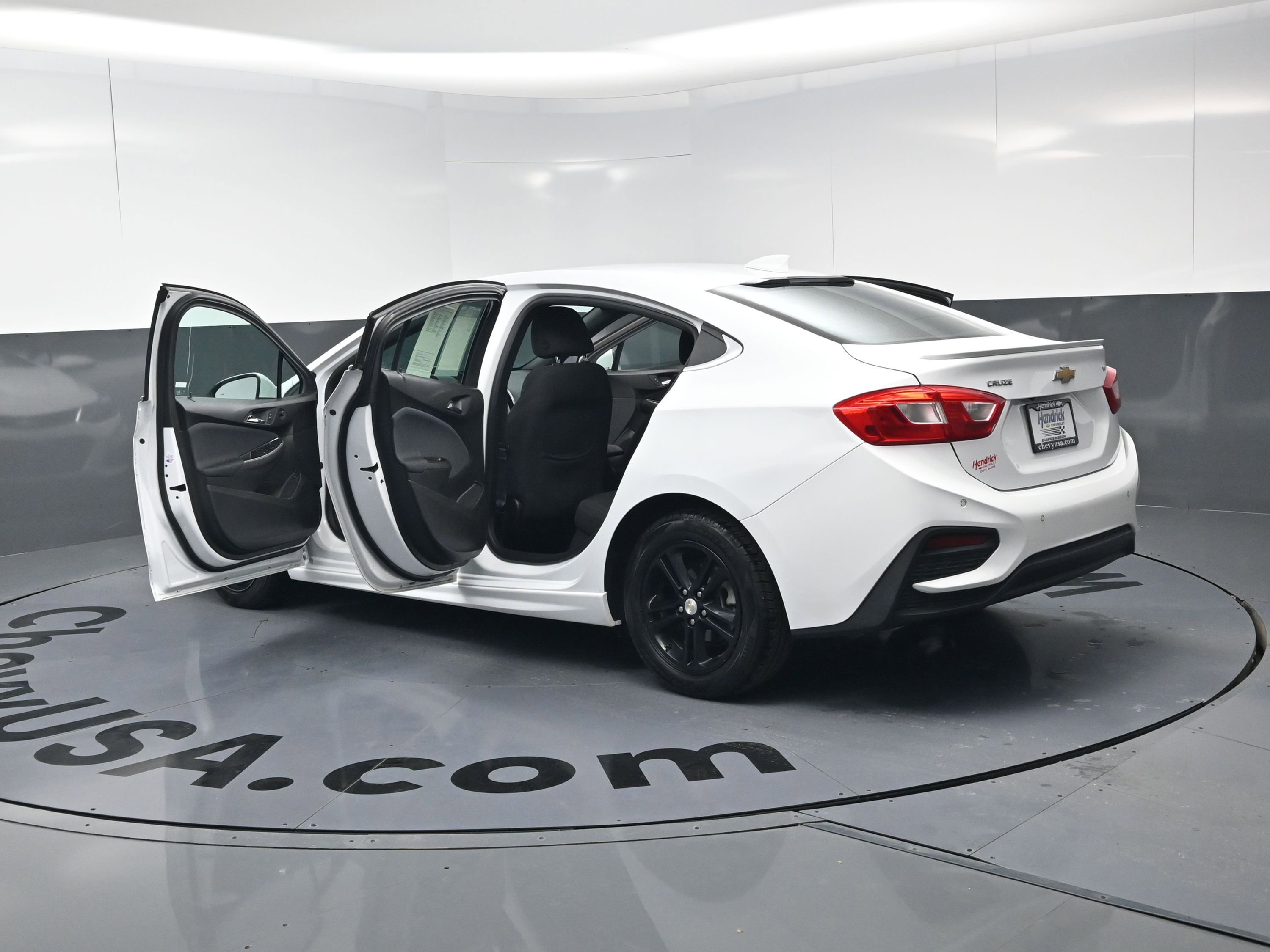 Used 2016 Chevrolet Cruze LT w/ Convenience Package image 30