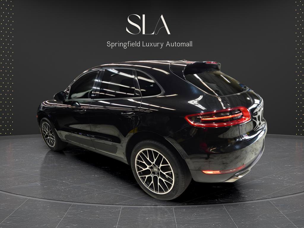 Used 2018 Porsche Macan Sport Edition image 9
