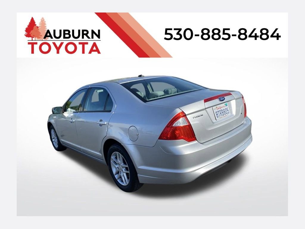 Used 2012 Ford Fusion S FWD image 1
