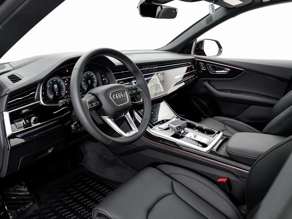 New 2025 Audi Q8 Prestige image 4