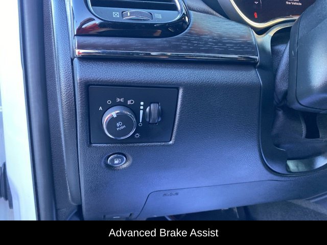 Used 2019 Jeep Grand Cherokee High Altitude AWD/4WD image 9