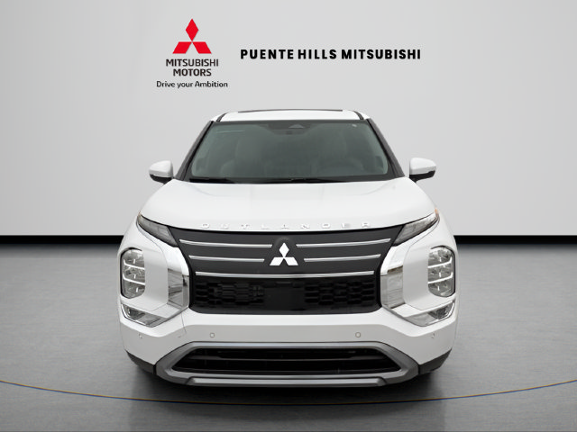 New 2026 Mitsubishi Outlander SE FWD image 2