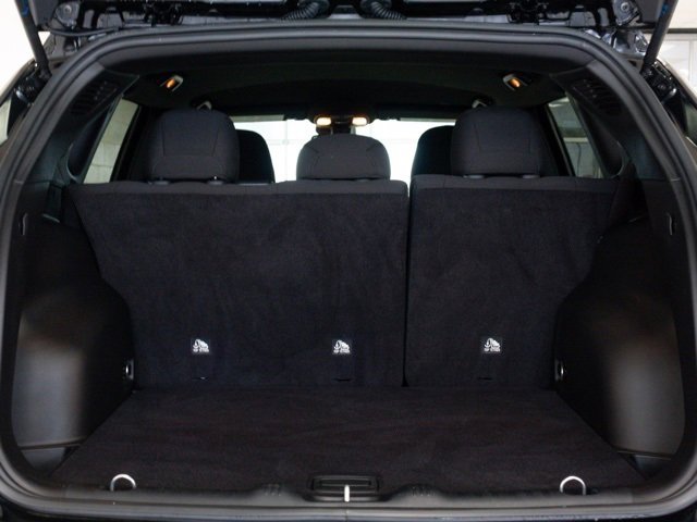 Certified 2025 Jeep Compass Sport image 7