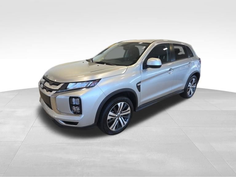 Used 2025 Mitsubishi Outlander Sport ES AWD/4WD image 4