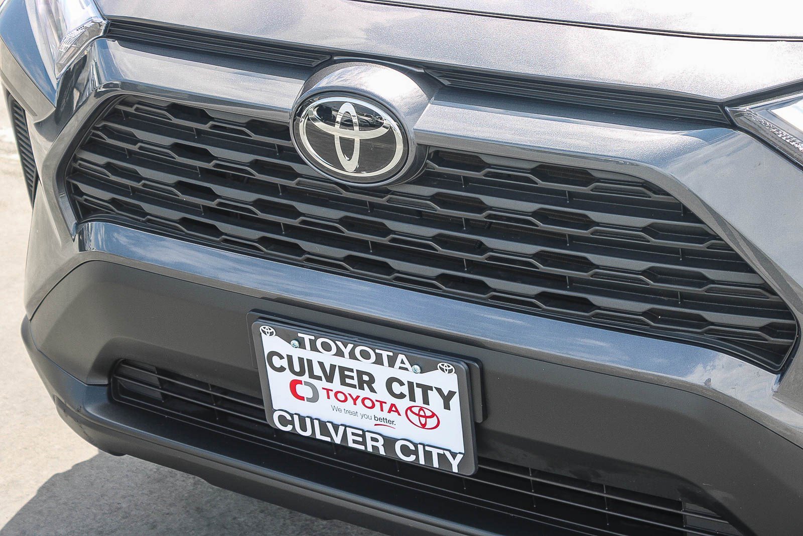 Certified 2023 Toyota RAV4 LE AWD/4WD image 6