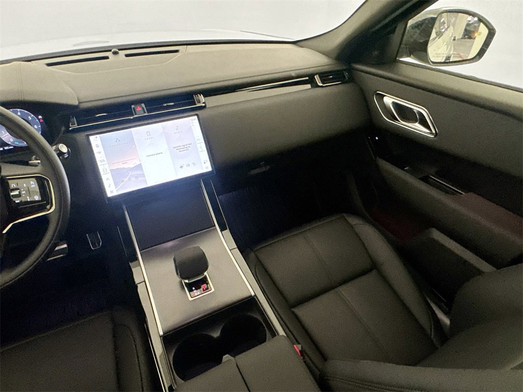 New 2026 Land Rover Range Rover Velar Dynamic SE image 23