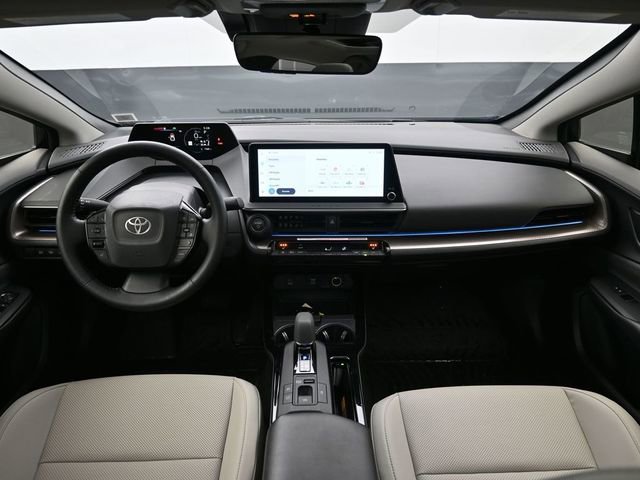 Used 2024 Toyota Prius XLE image 29