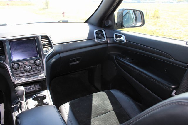 Used 2018 Jeep Grand Cherokee Altitude image 30