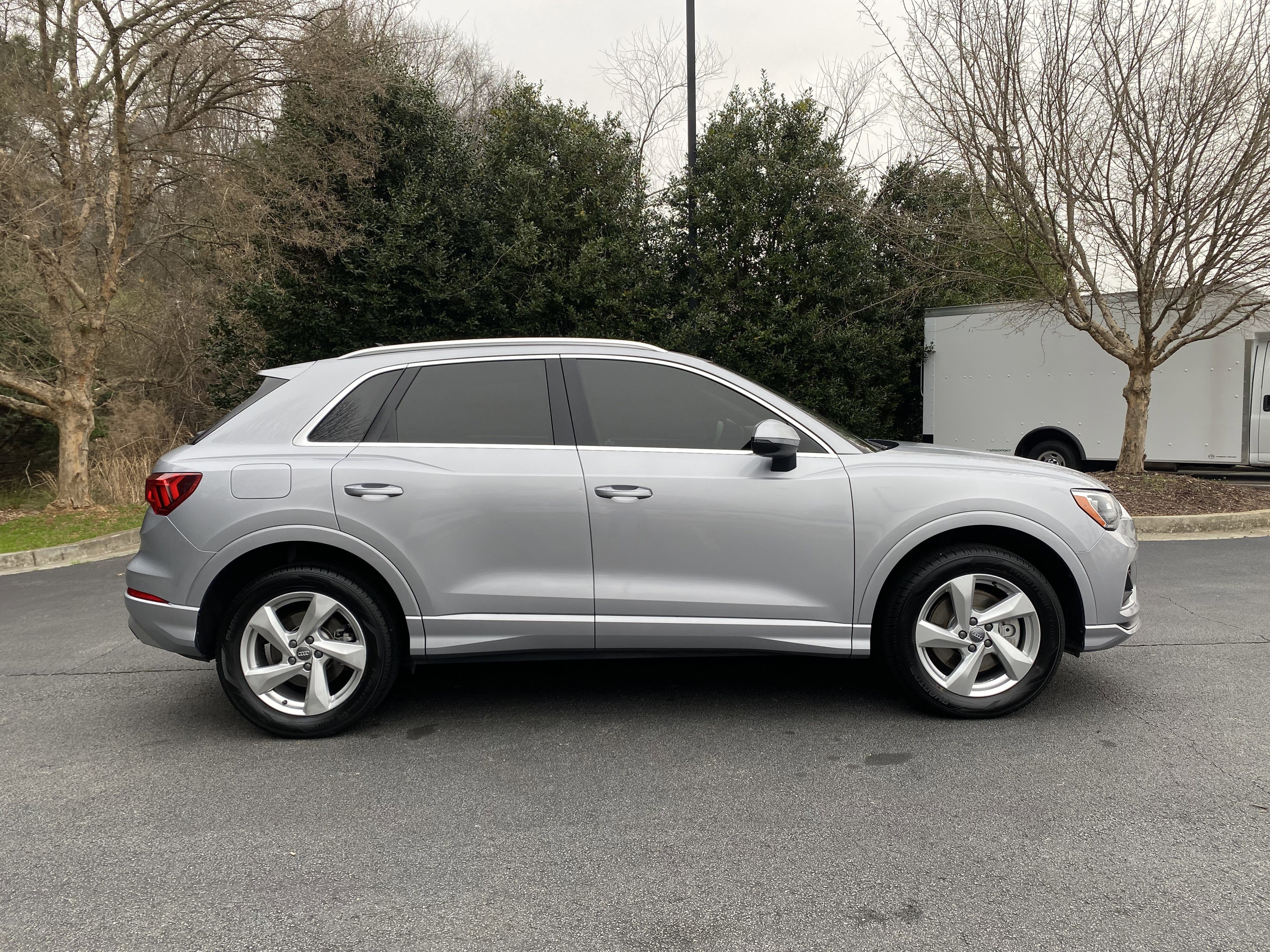 Used 2020 Audi Q3 2.0T Premium image 10