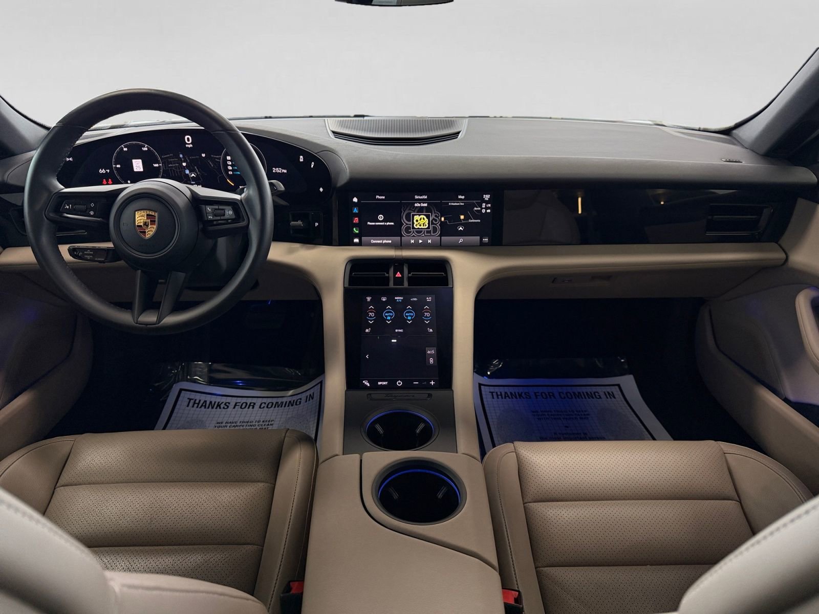 Used 2022 Porsche Taycan image 17