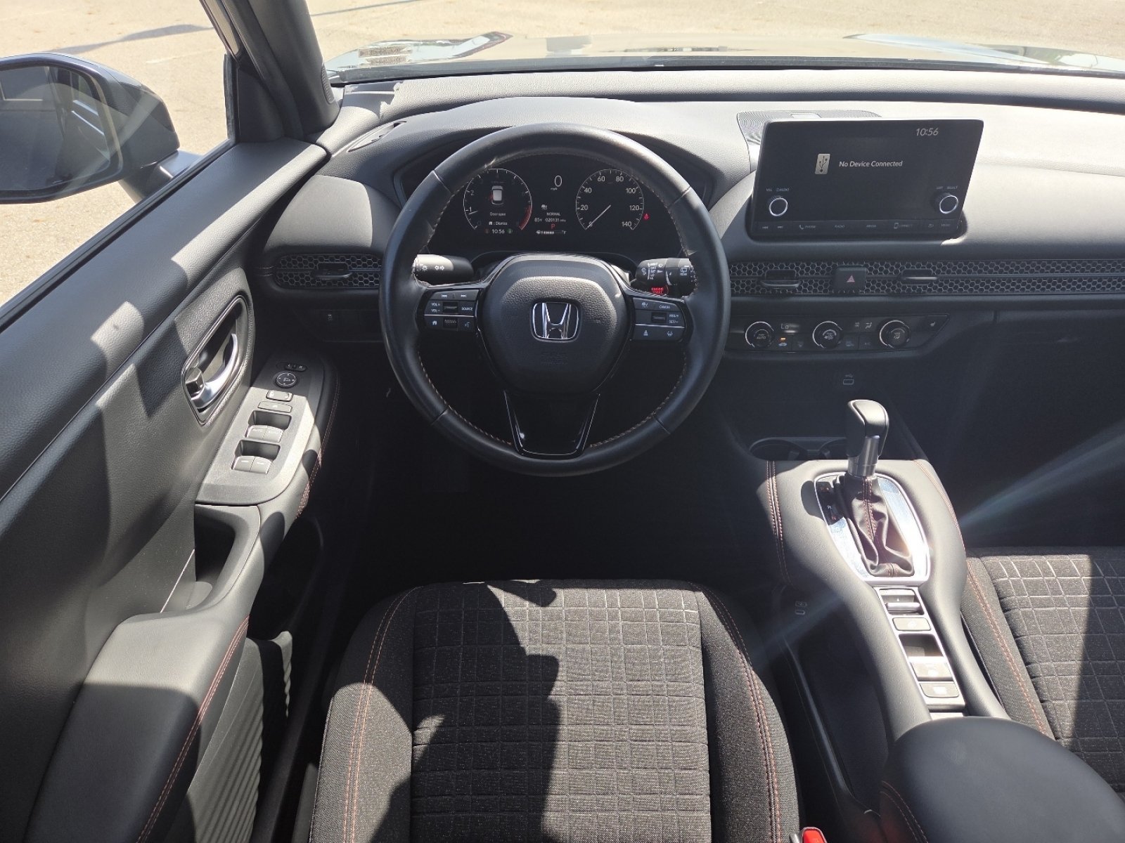 Used 2025 Honda HR-V Sport image 26