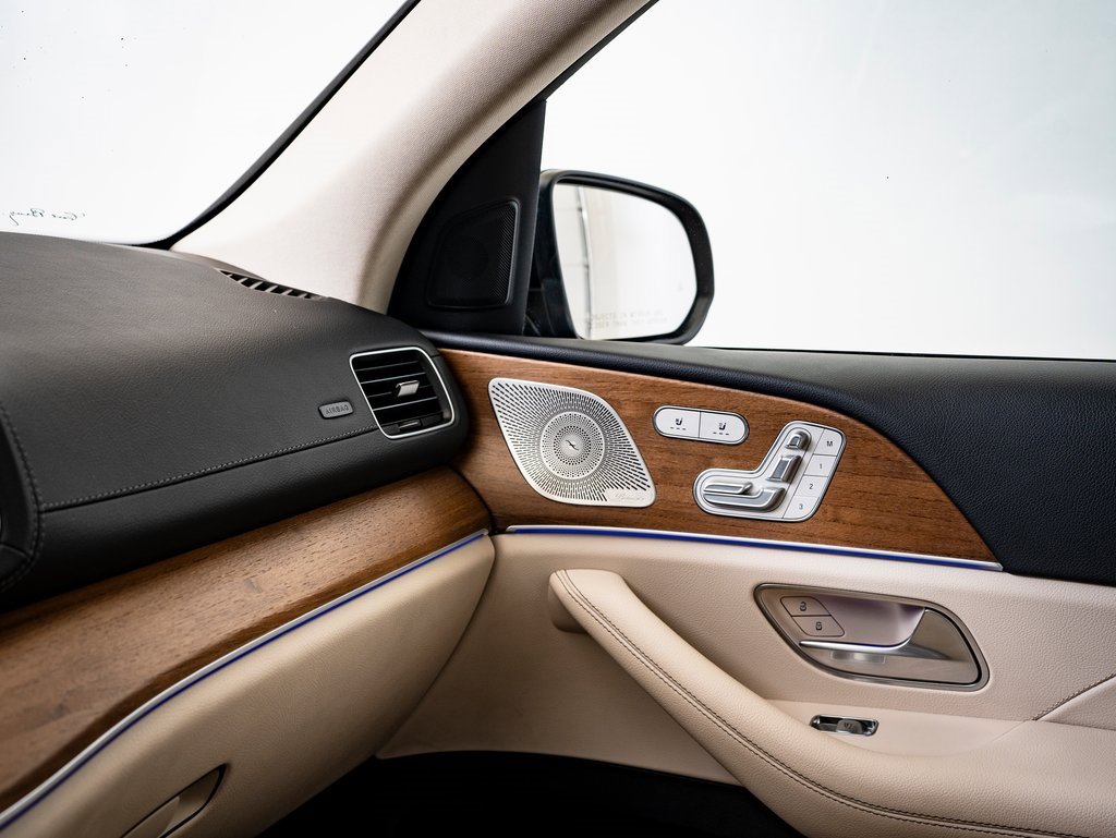 Certified 2022 Mercedes-Benz GLS 450 4MATIC image 33