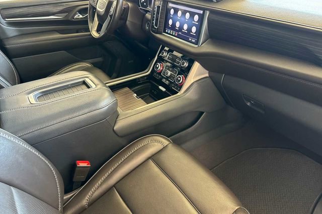 Used 2021 GMC Yukon Denali AWD/4WD image 18