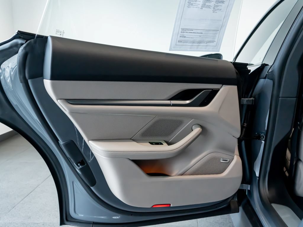 Certified 2026 Porsche Taycan AWD/4WD image 20