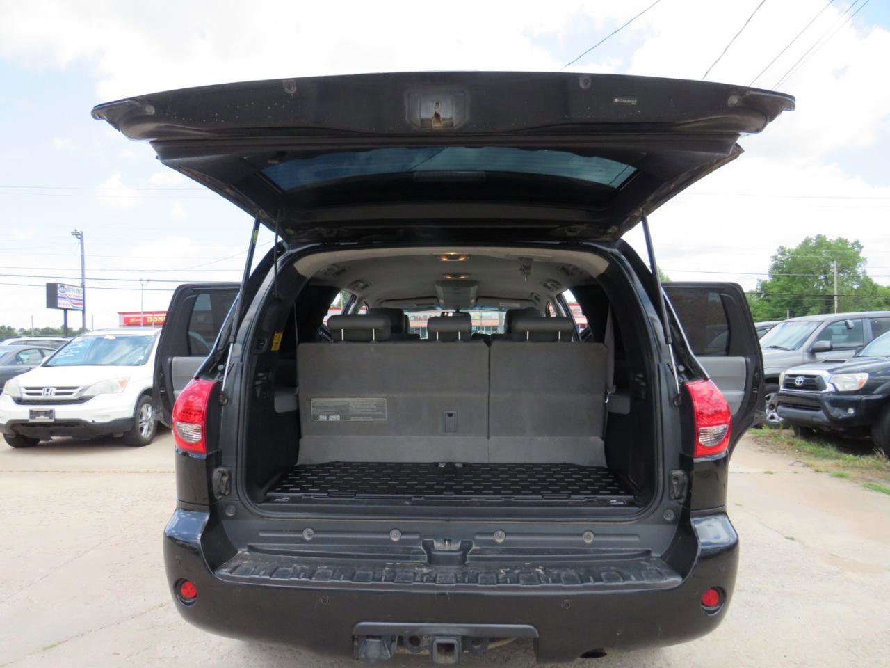Used 2008 Toyota Sequoia Limited RWD image 35