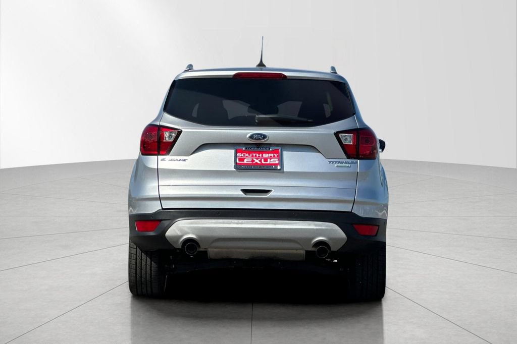 Used 2019 Ford Escape Titanium FWD image 5