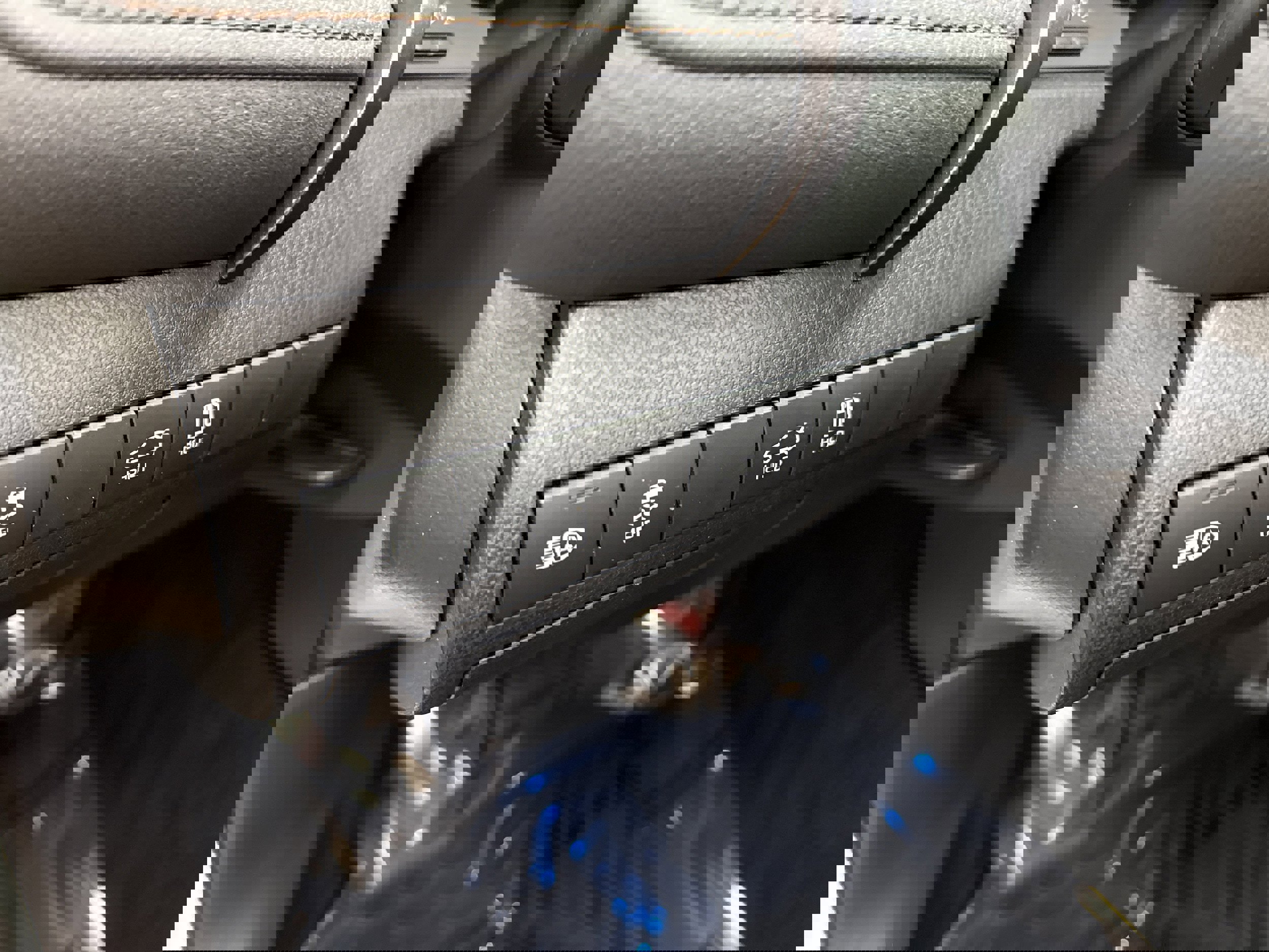 Used 2020 Toyota Camry XLE image 29