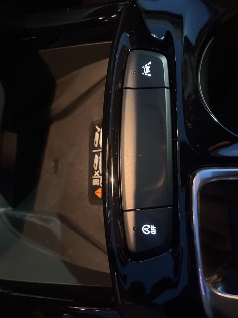 New 2026 Chevrolet Trax ACTIV w/ Sunroof Package image 21