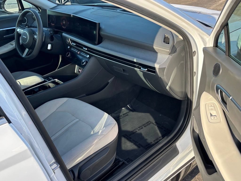Used 2024 Hyundai Sonata SEL FWD image 25