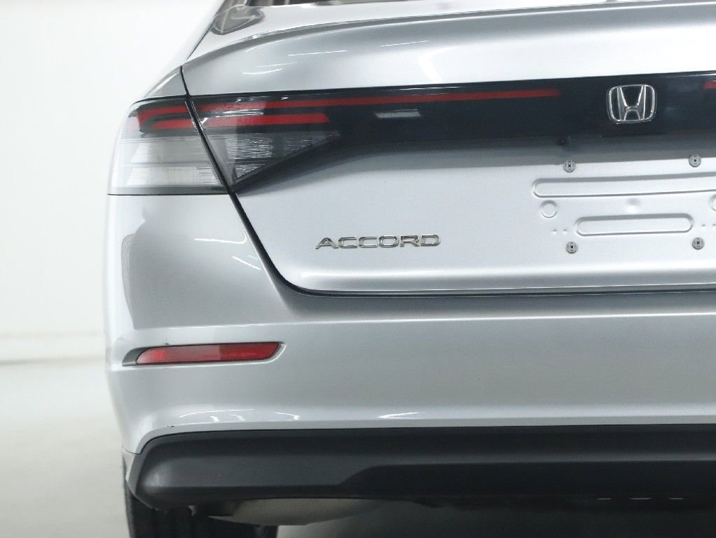 Used 2025 Honda Accord LX image 45
