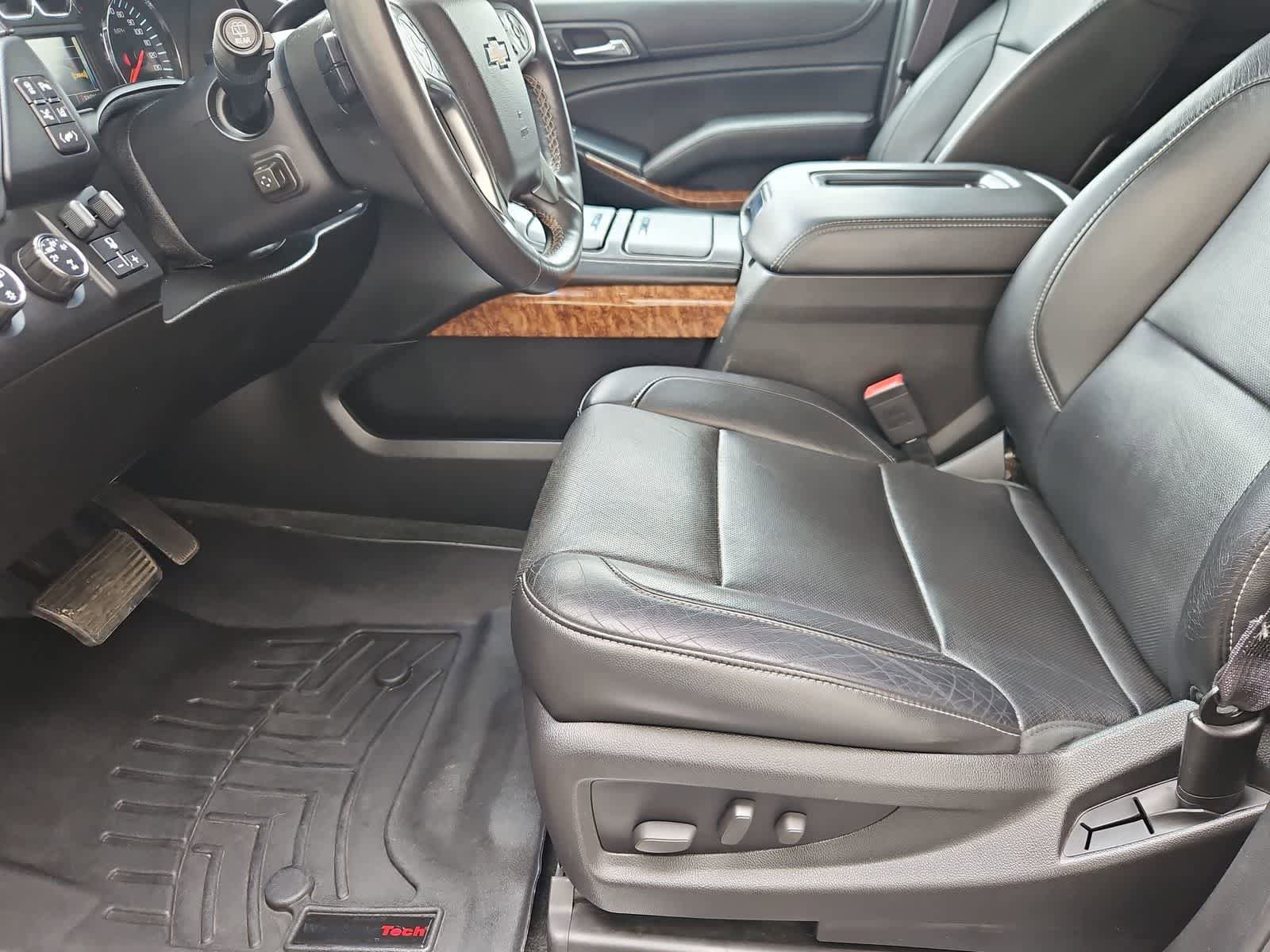 Used 2015 Chevrolet Suburban LTZ AWD/4WD image 16