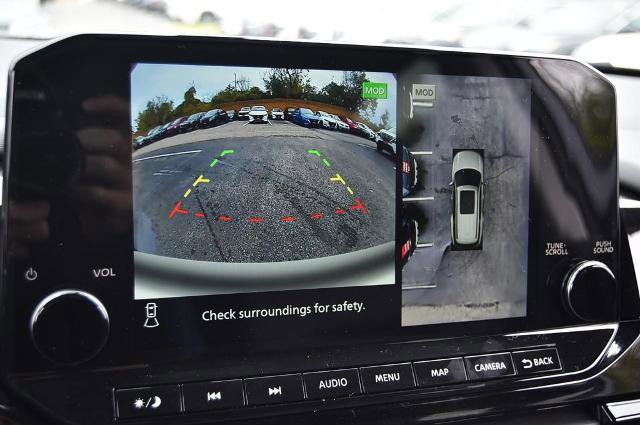 New 2025 Nissan Pathfinder Platinum w/ Cargo Package image 14