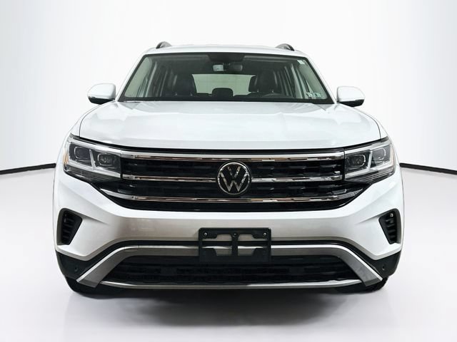 Certified 2023 Volkswagen Atlas SE w/ Black Wheel Package AWD/4WD image 2