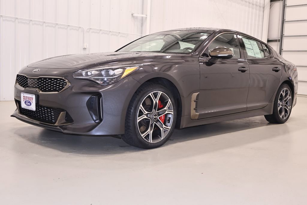Used 2018 Kia Stinger GT1 AWD/4WD image 6