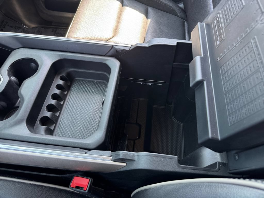 Used 2019 RAM 1500 Laramie AWD/4WD image 27