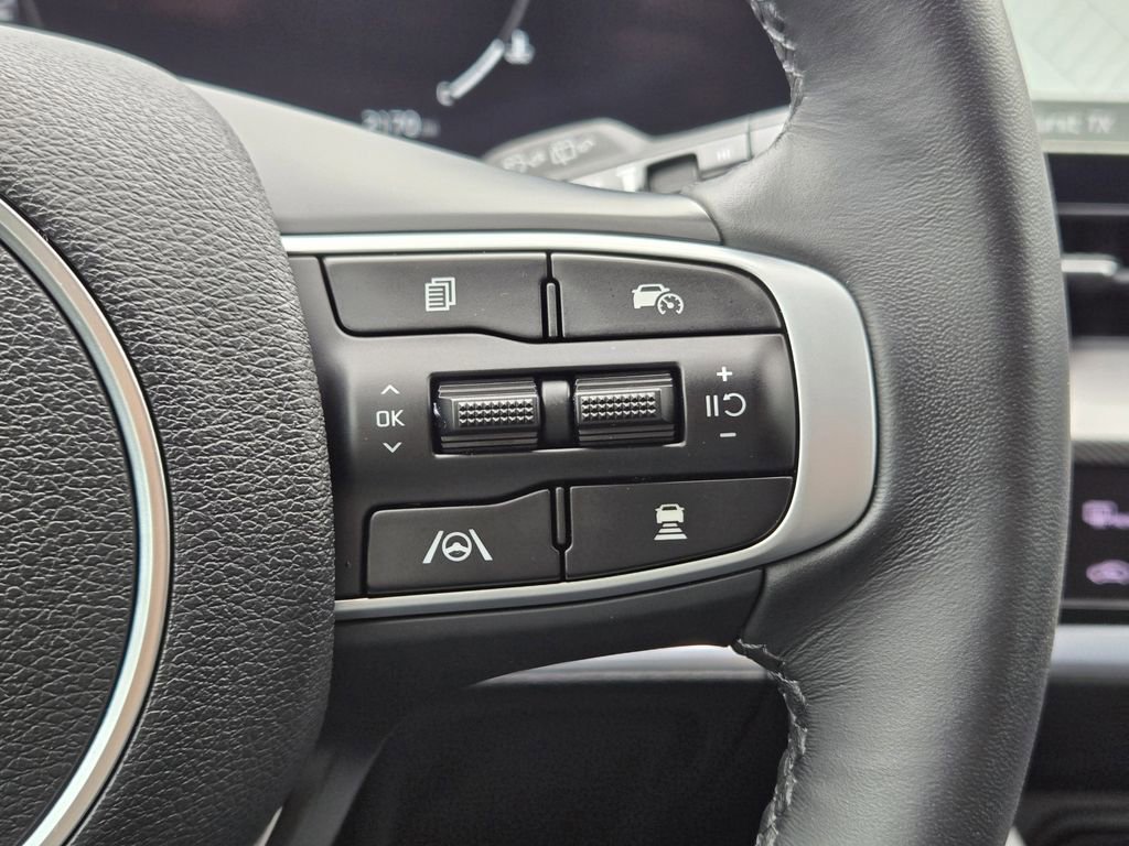 Certified 2024 Kia Sportage SX FWD image 29