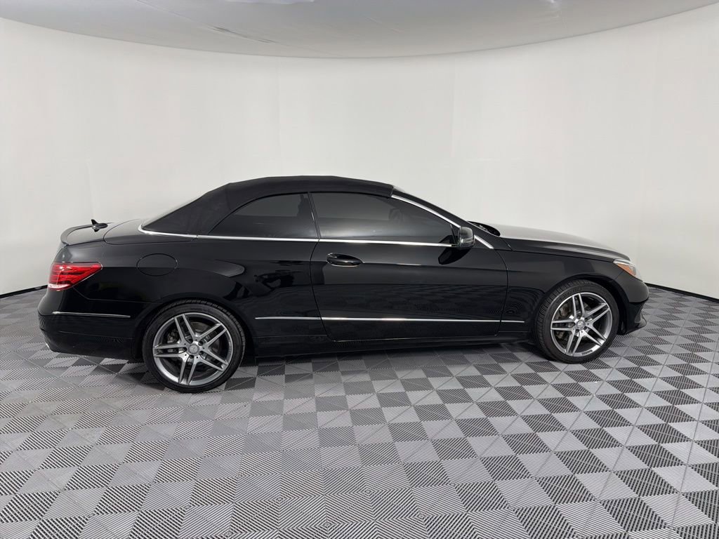 Used 2015 Mercedes-Benz E 400 Cabriolet image 10