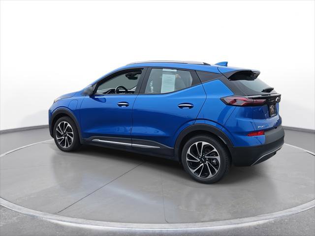 Used 2022 Chevrolet Bolt EUV Premier w/ Sun & Sound Package image 6