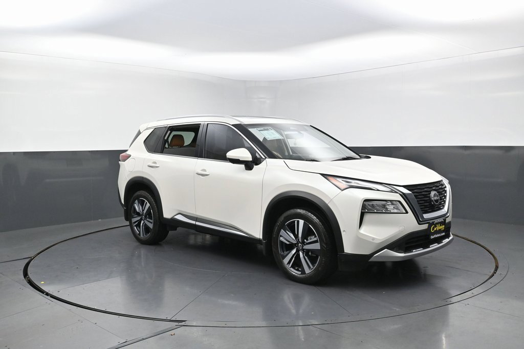 Used 2022 Nissan Rogue Platinum w/ Head-Up Display Package image 11