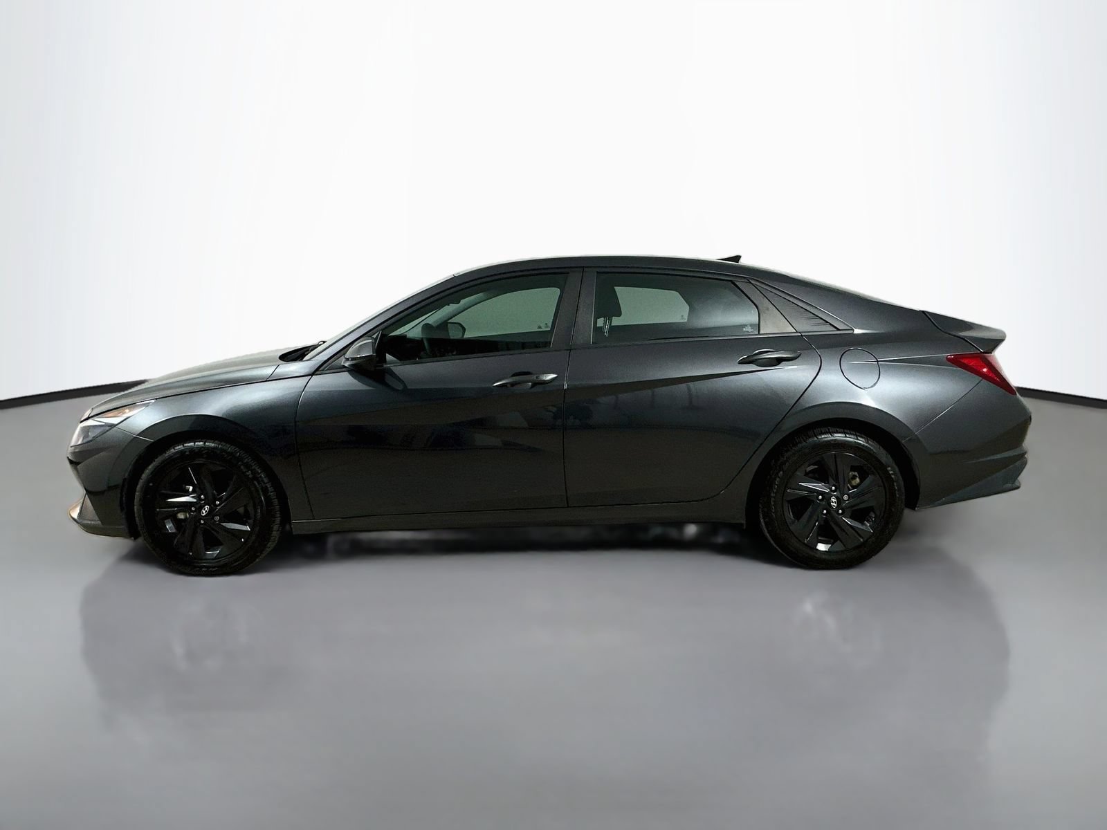 Used 2021 Hyundai Elantra SEL FWD image 8