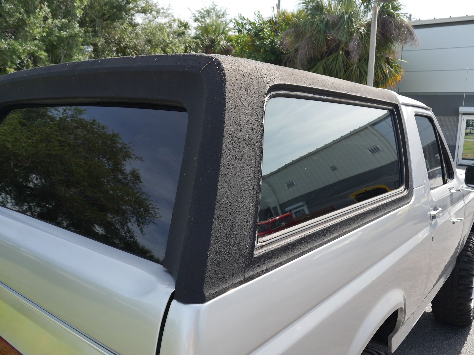 Used 1990 Ford Bronco AWD/4WD image 48