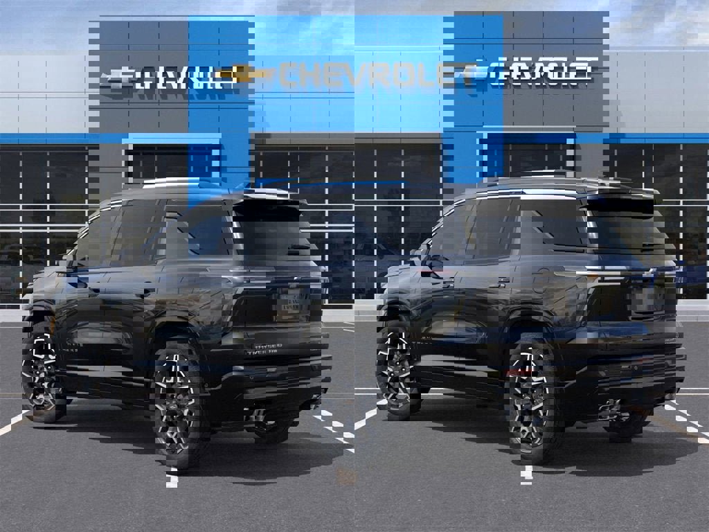 New 2026 Chevrolet Traverse High Country image 3