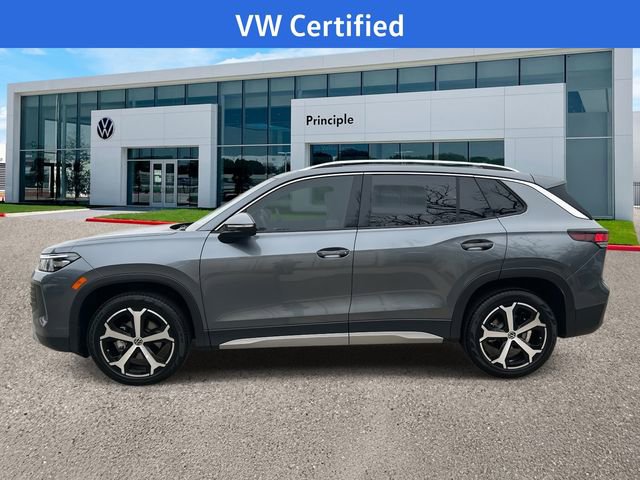 Used 2025 Volkswagen Tiguan SE image 7